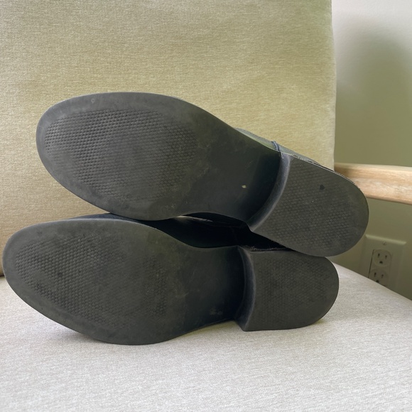 Steve Madden black leather ankle boots (9M) - Picture 2 of 5